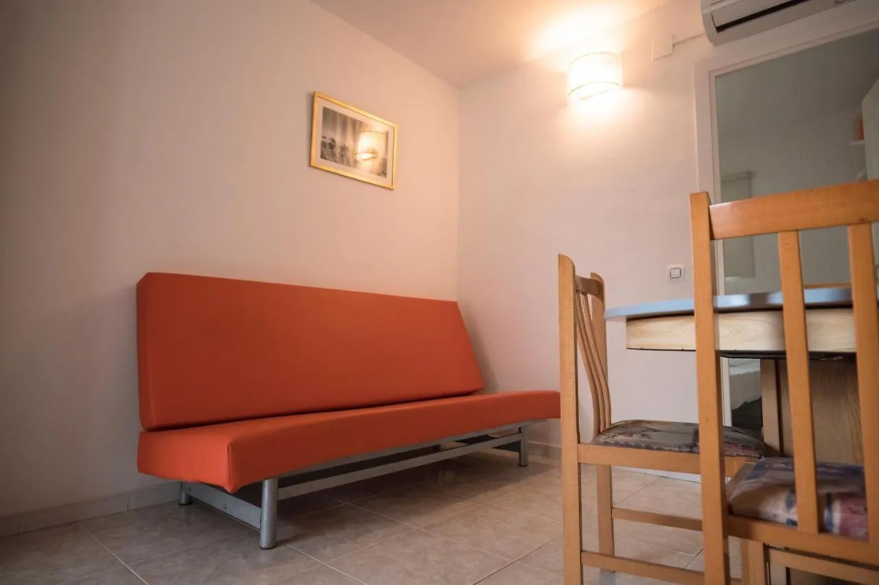 Camping Cambrils Caban Campsite